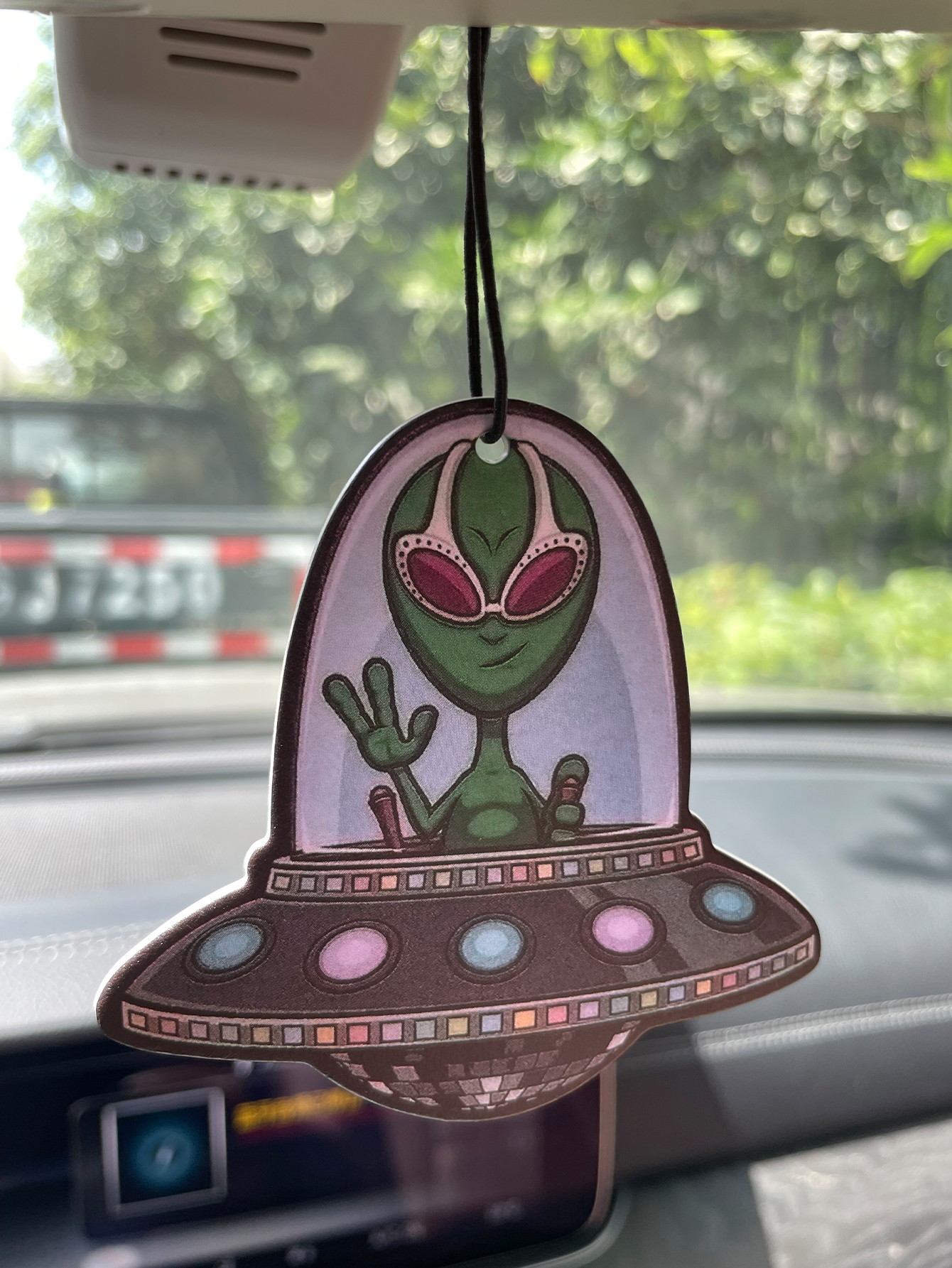 Perfume Fragrance One - Alien/Hilton Fresh Scent Five-Star Neutral Car